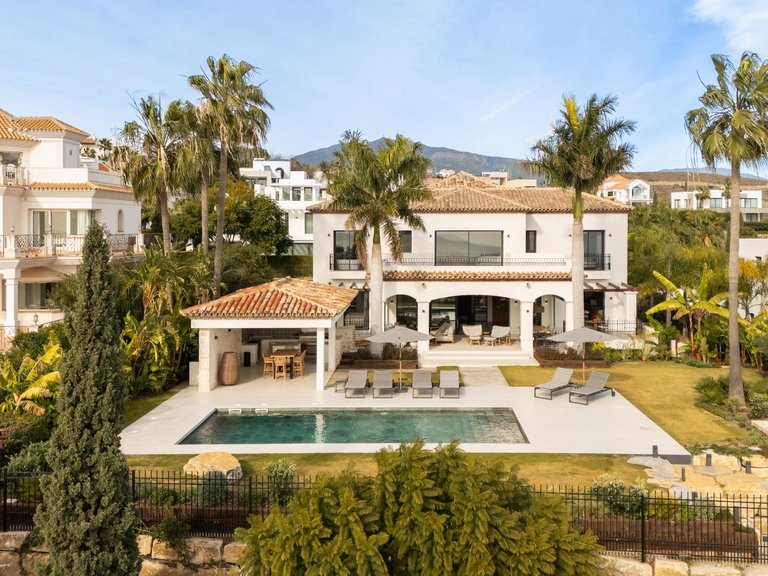 Apartment for Sale in Benahavis, Malaga 71