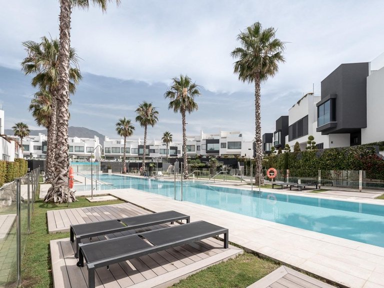 Apartment for Sale in Estepona, Malaga 28