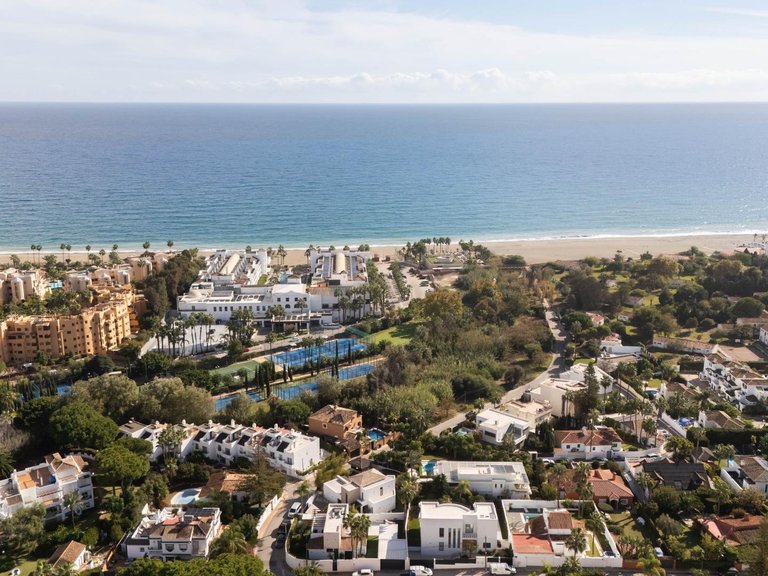 Town House for Sale in Estepona, Malaga 43