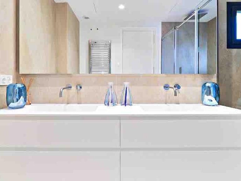 Apartment for Sale in Estepona, Malaga 11