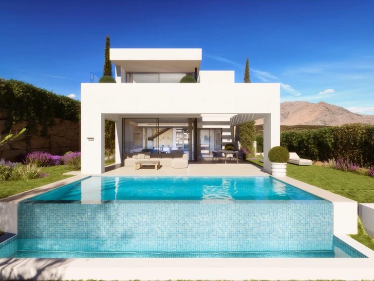 Apartment for Sale in Estepona, Malaga 1