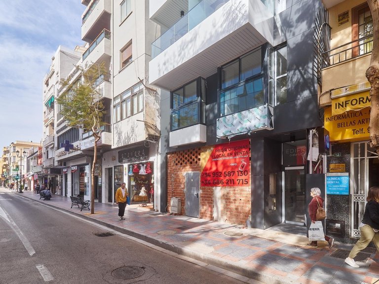 Apartment for Sale in Fuengirola, Malaga 32