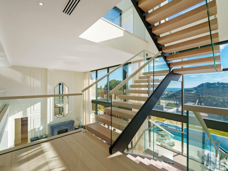 Apartment for Sale in Benahavis, Malaga 11