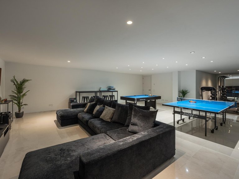 Apartment for Sale in Marbella, Malaga 28
