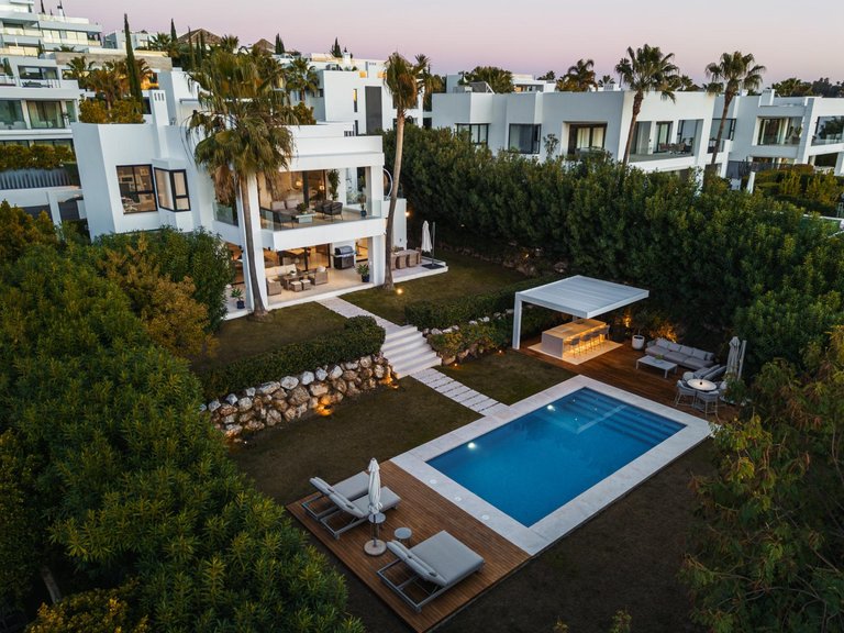 Apartment for Sale in Marbella, Malaga 33