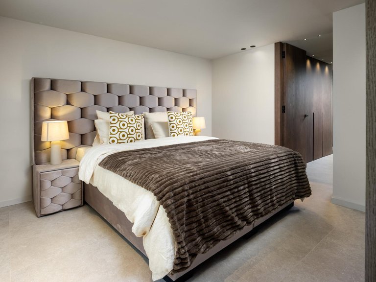 Apartment for Sale in Marbella, Malaga 55