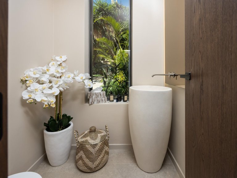 Apartment for Sale in Marbella, Malaga 76