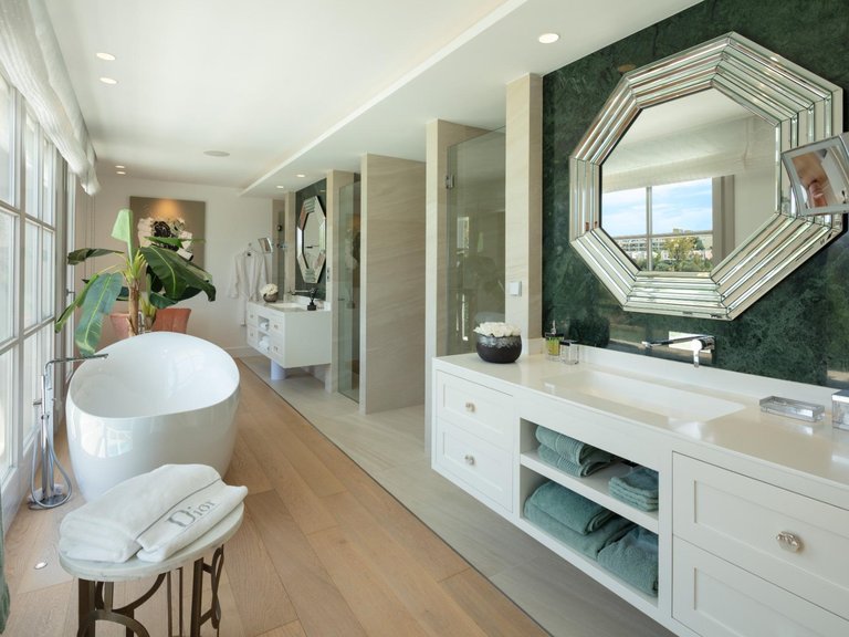 Villa for Sale in Marbella, Malaga 21