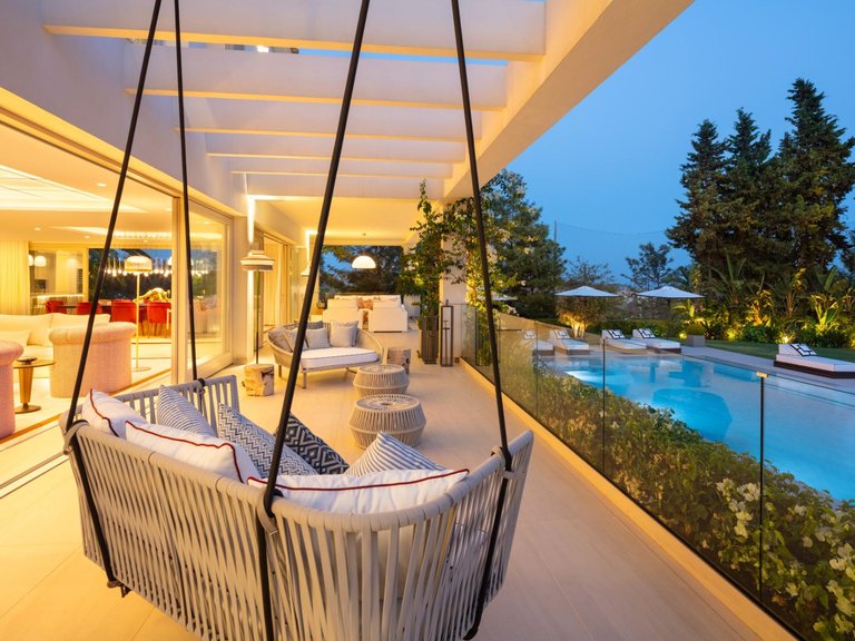 Villa for Sale in Marbella, Malaga 43