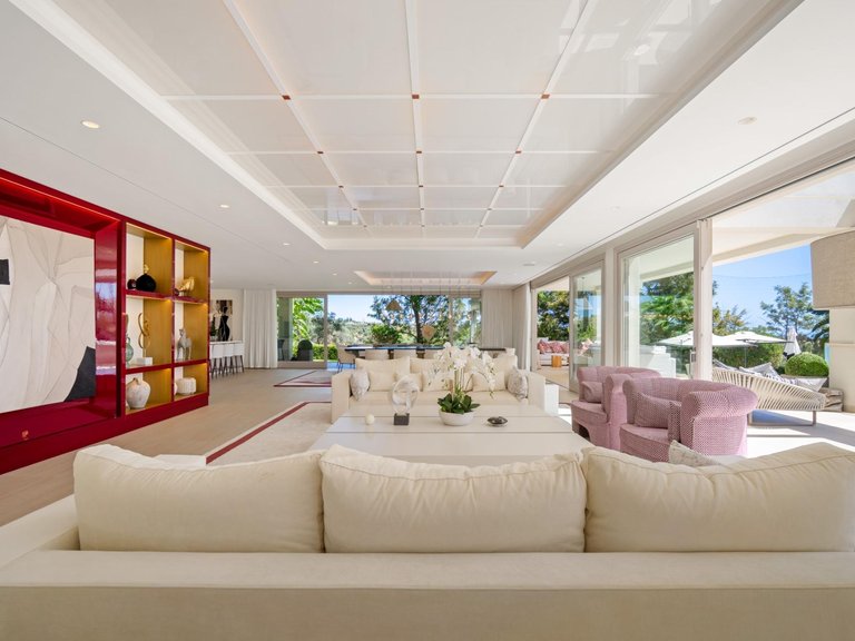 Villa for Sale in Marbella, Malaga 6