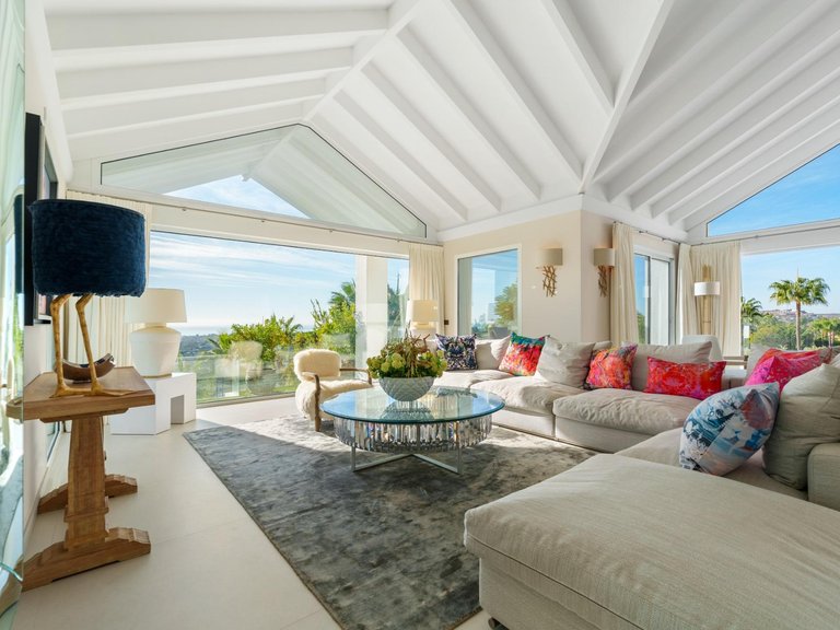 Apartment for Sale in Benahavis, Malaga 12