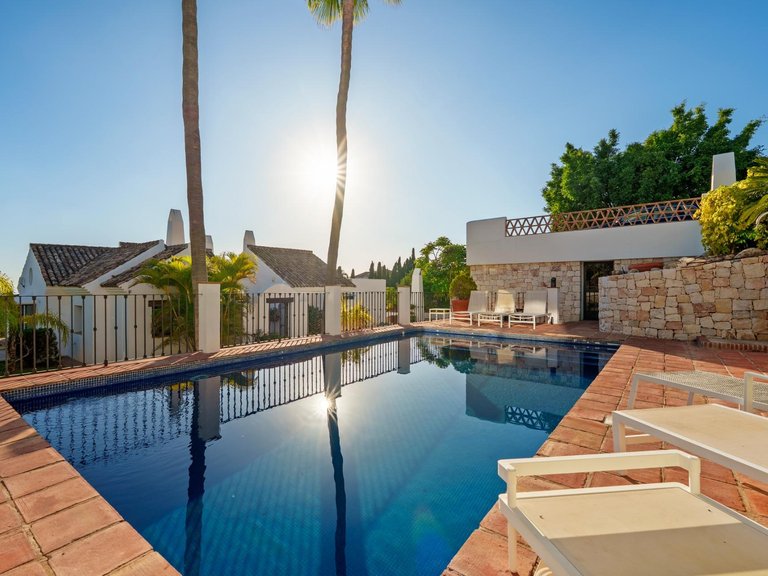 Apartment for Sale in Benahavis, Malaga 22