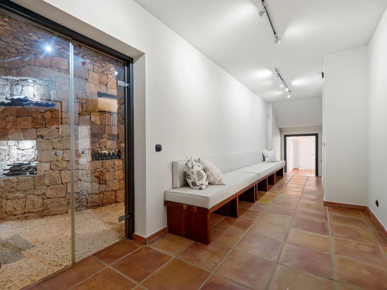 Apartment for Sale in Benahavis, Malaga 30