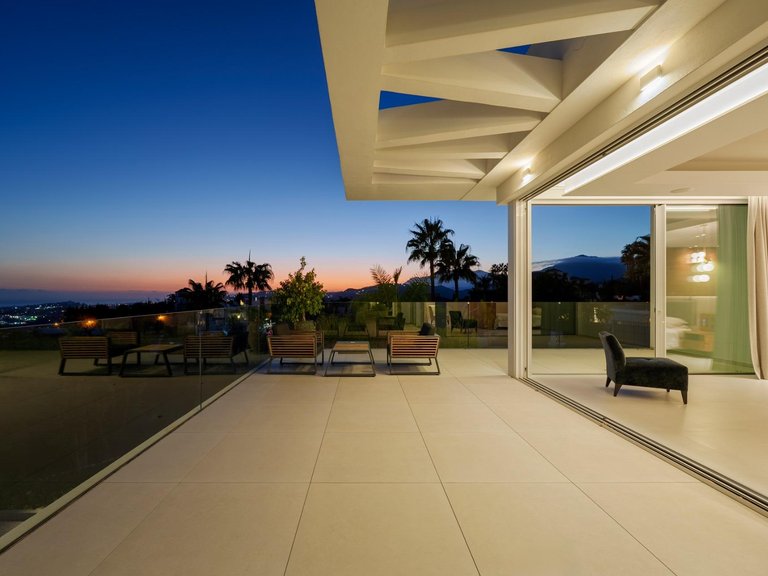 Apartment for Sale in Benahavis, Malaga 64