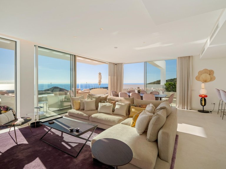 Apartment for Sale in Ojen, Malaga 7