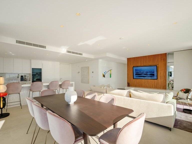Apartment for Sale in Ojen, Malaga 8