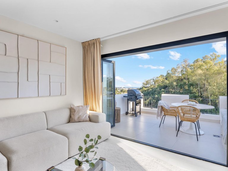 Apartment for Sale in Benahavis, Malaga 4