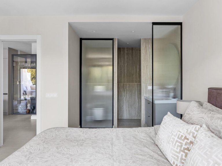 Apartment for Sale in Benahavis, Malaga 9