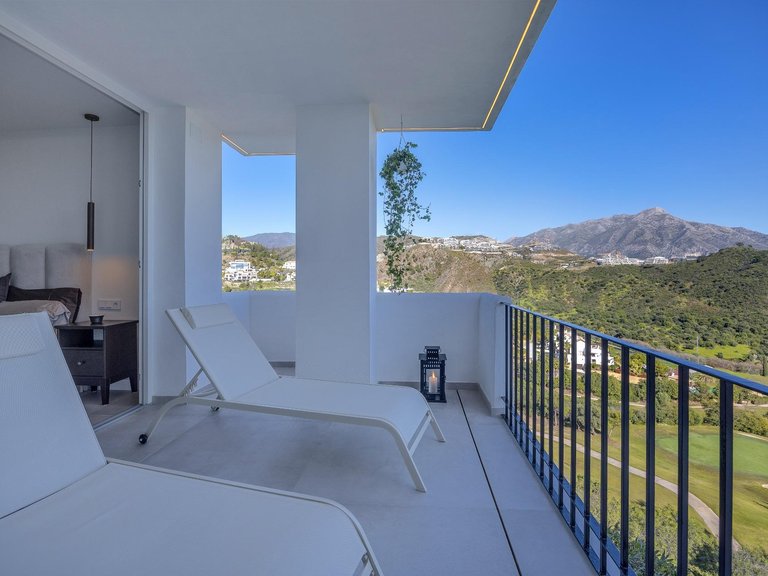 Apartment for Sale in Benahavis, Malaga 28