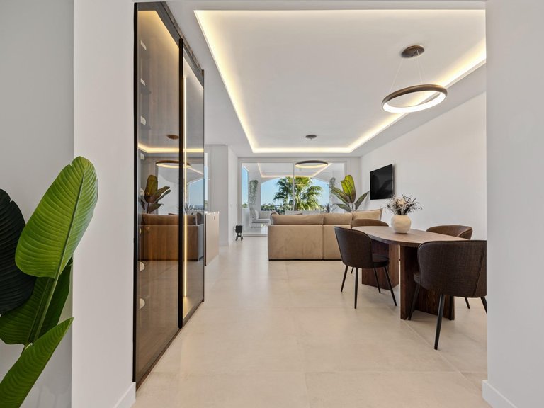 Apartment for Sale in Benahavis, Malaga 8