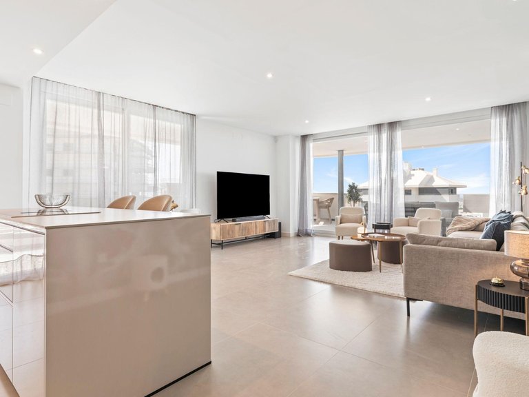 Apartment for Sale in Benalmádena, Malaga 13