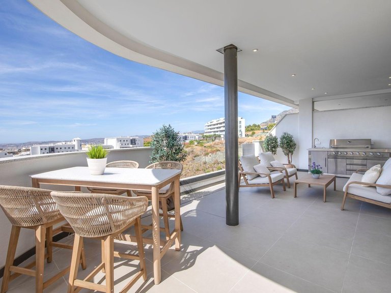 Apartment for Sale in Benalmádena, Malaga 17