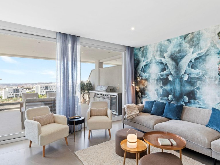 Apartment for Sale in Benalmádena, Malaga 2