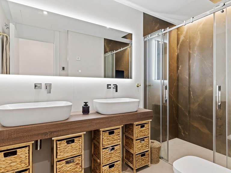 Apartment for Sale in Benalmádena, Malaga 28
