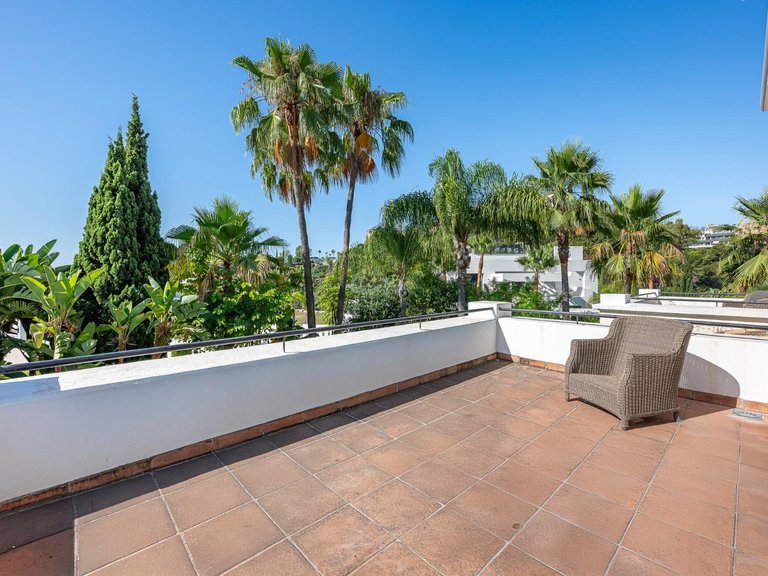 Apartment for Sale in Benahavis, Malaga 19