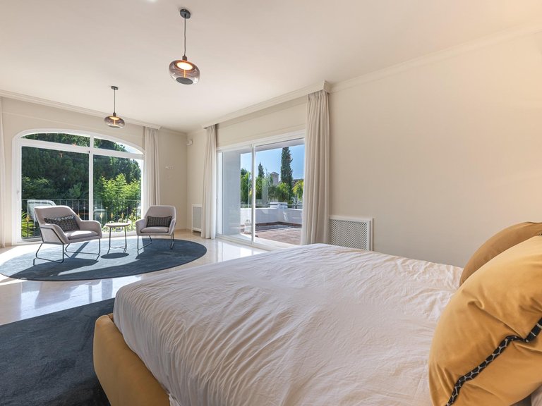 Apartment for Sale in Benahavis, Malaga 25
