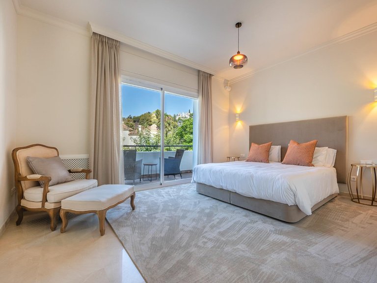 Apartment for Sale in Benahavis, Malaga 30