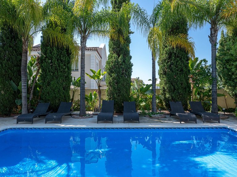 Apartment for Sale in Benahavis, Malaga 60