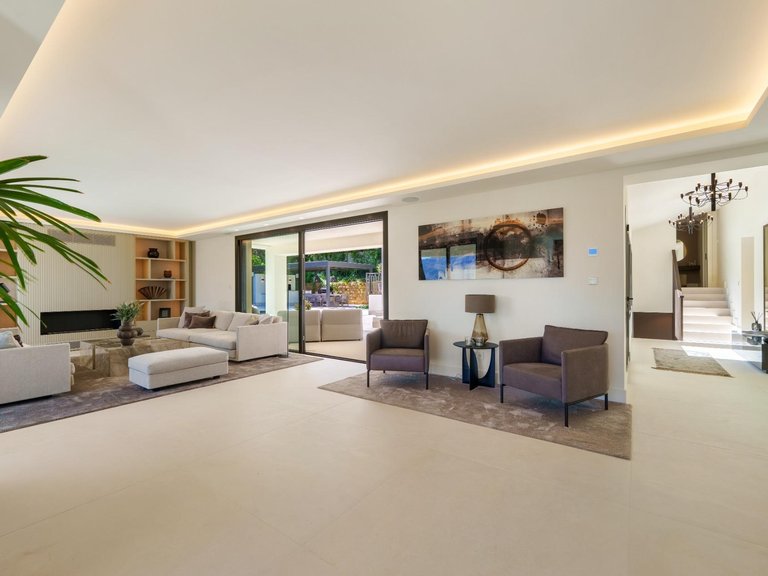 Apartment for Sale in Marbella, Malaga 10