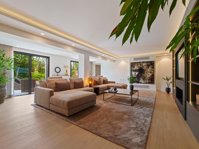 Apartment for Sale in Marbella, Malaga 13
