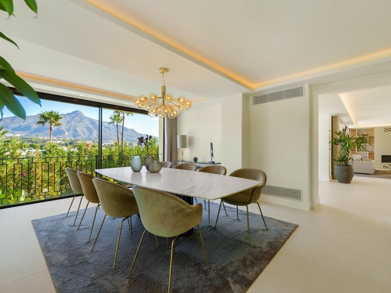 Apartment for Sale in Marbella, Malaga 18