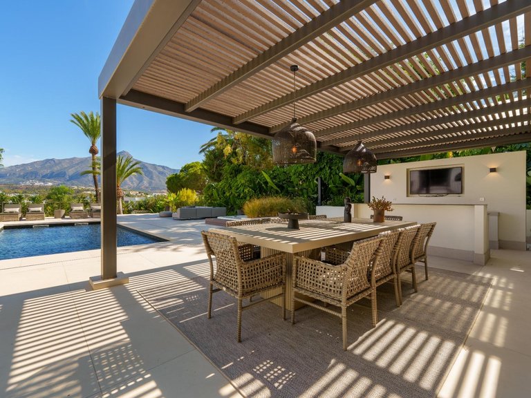 Apartment for Sale in Marbella, Malaga 25