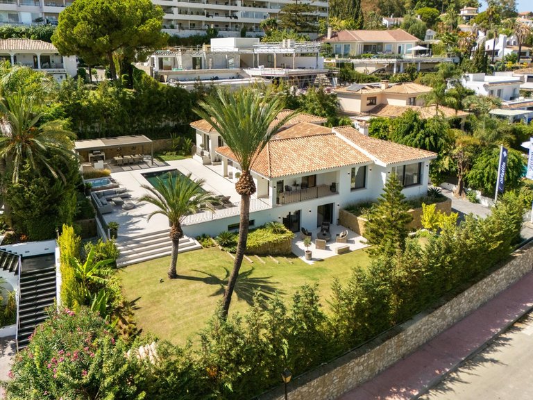 Apartment for Sale in Marbella, Malaga 28