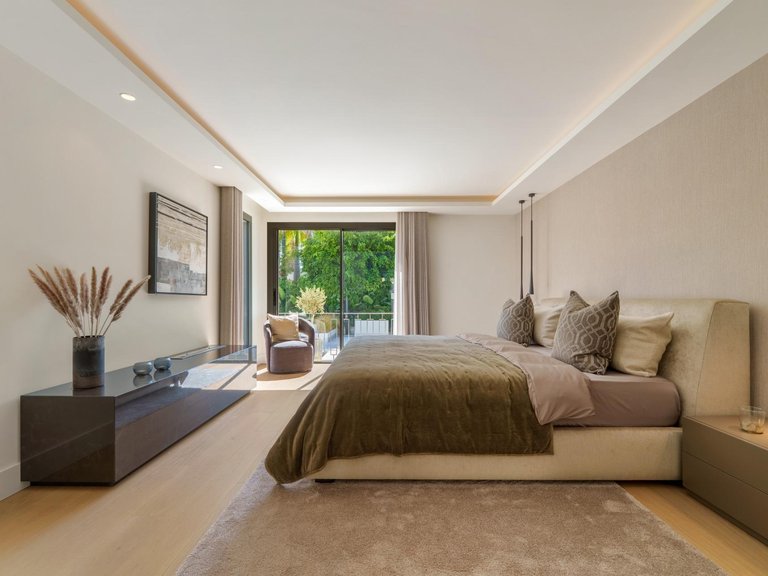 Apartment for Sale in Marbella, Malaga 32