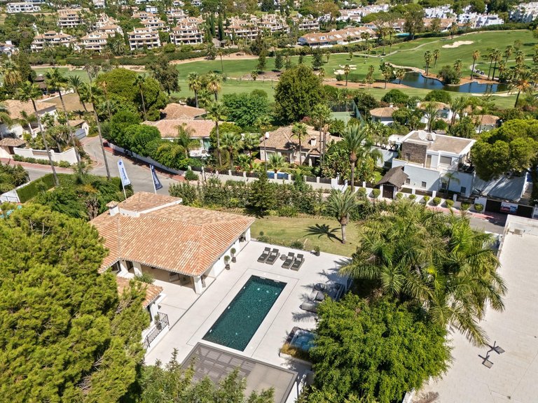 Apartment for Sale in Marbella, Malaga 33