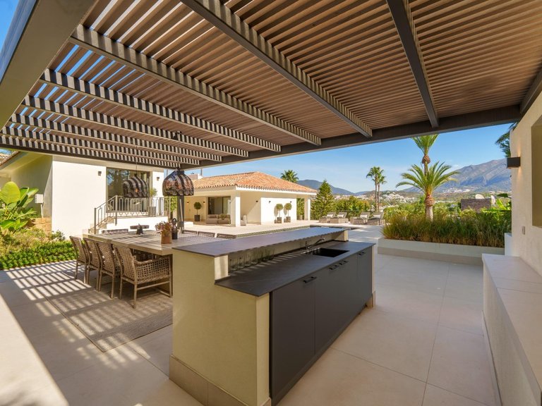 Apartment for Sale in Marbella, Malaga 43