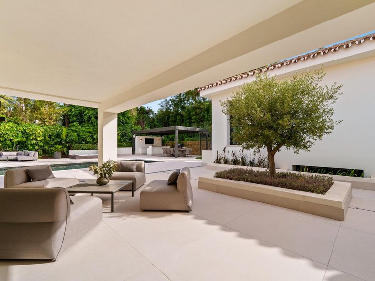 Apartment for Sale in Marbella, Malaga 47