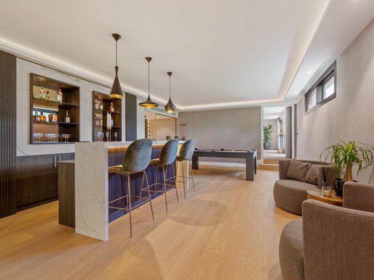 Apartment for Sale in Marbella, Malaga 8