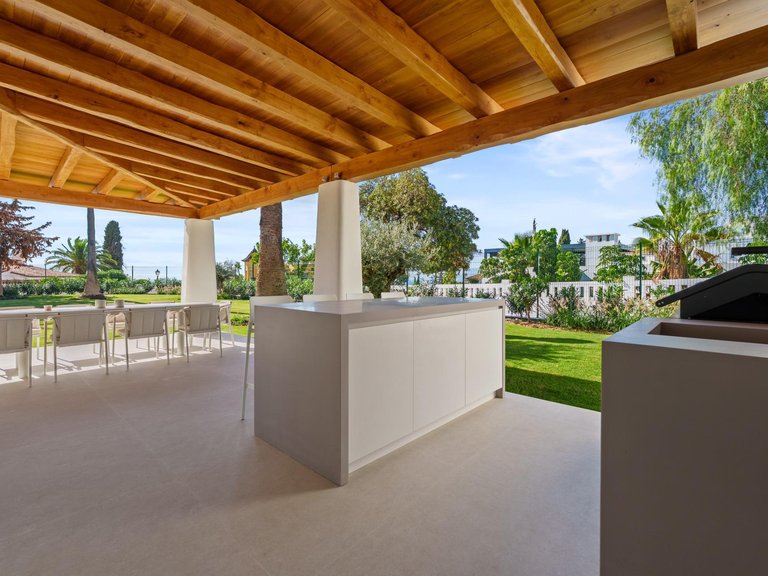 Apartment for Sale in Marbella, Malaga 16