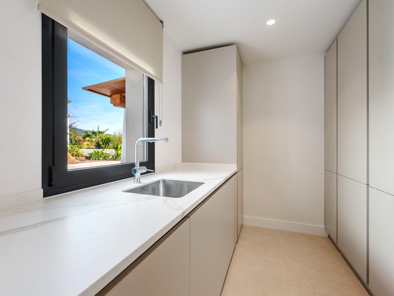 Apartment for Sale in Marbella, Malaga 23