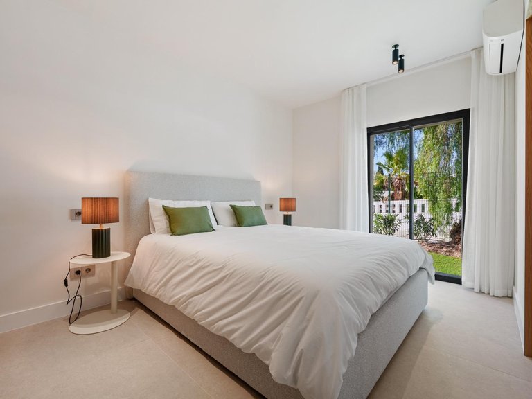 Apartment for Sale in Marbella, Malaga 25
