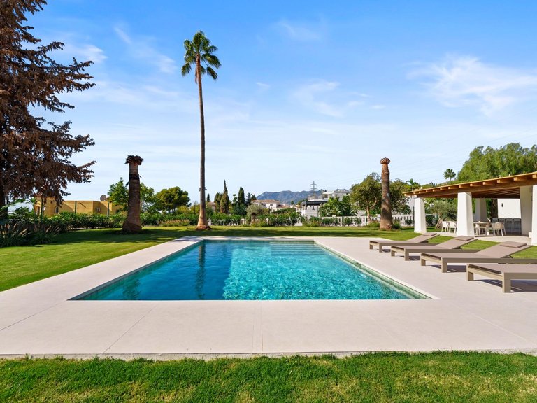 Apartment for Sale in Marbella, Malaga 26