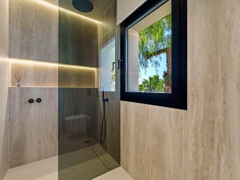 Apartment for Sale in Marbella, Malaga 28