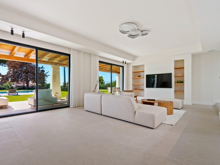 Apartment for Sale in Marbella, Malaga 7