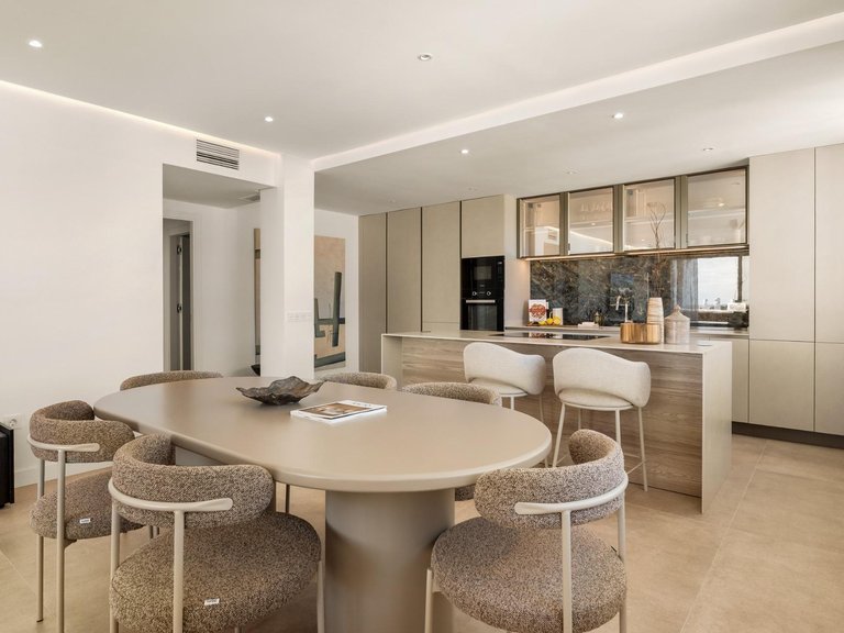 Apartment for Sale in Marbella, Malaga 12