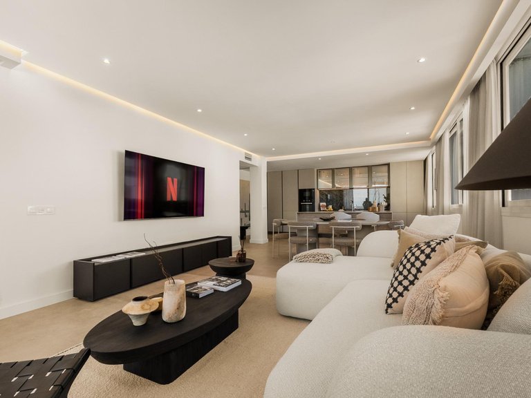 Apartment for Sale in Marbella, Malaga 15